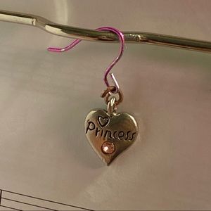 princess heart earring